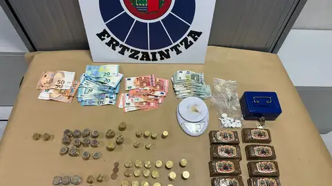 Detenido por tráfico de drogas el responsable de una panadería en Vitoria Detenido por tráfico de drogas el responsable de una panadería en Vitoria