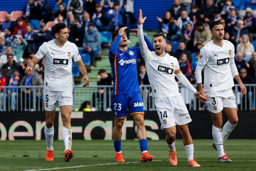 Un gol de Gayá da tres importantes puntos al Valencia Un gol de Gayá da tres importantes puntos al Valencia