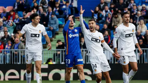 Un gol de Gayá da tres importantes puntos al Valencia Un gol de Gayá da tres importantes puntos al Valencia