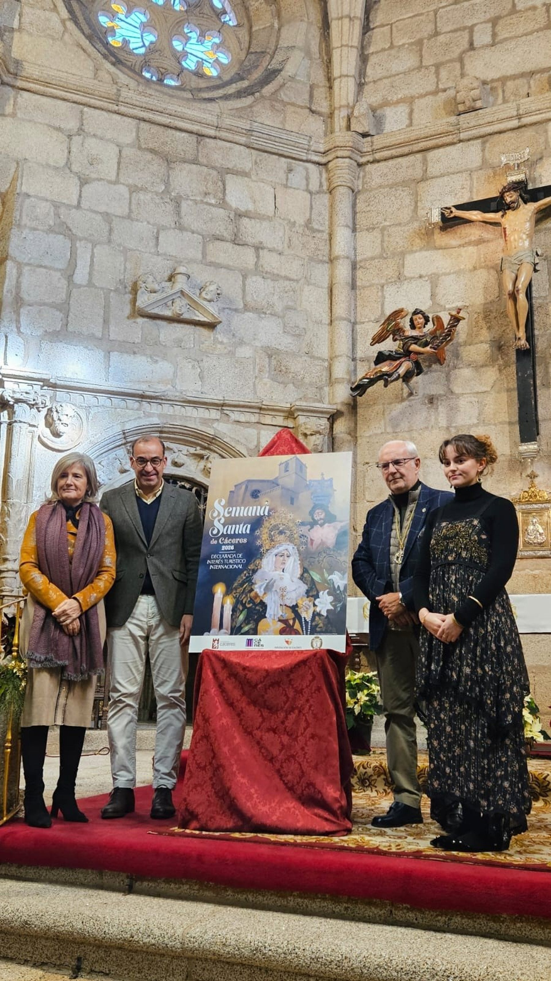 La Virgen de la Esperanza, de la artista cacereña Adriana Camper Martín, imagen del cartel de la Semana Santa de Cáceres 2026 La Virgen de la Esperanza, de la artista cacereña Adriana Camper Martín, imagen del cartel de la Semana Santa de Cáceres 2026