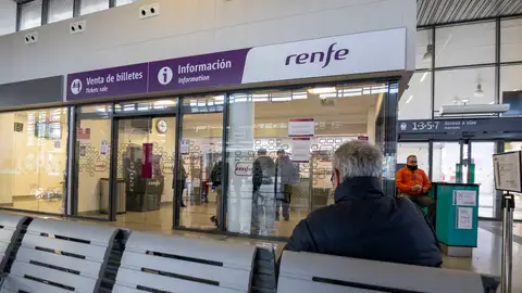 Vista de la estación de tren Huelva Suspensión de la línea de alta velocidad Madrid- Andalucía: este es el plan alternativo de transporte de Renfe