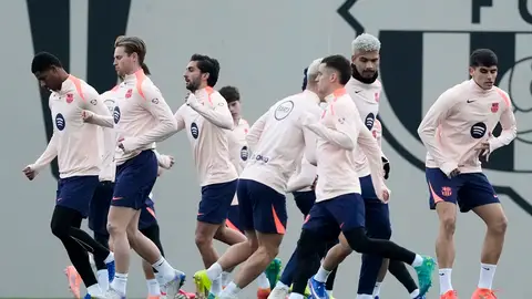 El Barça viaja a Praga sin Ferran, Ter Stegen, Lamine ni Cancelo El Barça viaja a Praga sin Ferran, Ter Stegen, Lamine ni Cancelo