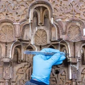 La Alhambra abre sus talleres de restauración con una visita guiada gratuita por el Día del Conservador Restaurador La Alhambra abre sus talleres de restauración con una visita guiada gratuita por el Día del Conservador Restaurador