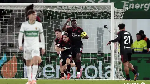 Akor Adams celebra el primer gol del Sevilla en Elche. Akor Adams celebra el primer gol del Sevilla en Elche.