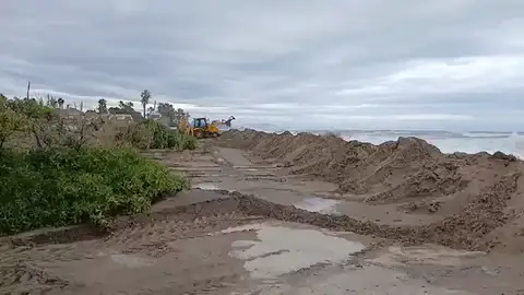 El temporal marítimo provoca diversas incidencias en el litoral del Camp de Morvedre El temporal marítimo provoca diversas incidencias en el litoral del Camp de Morvedre