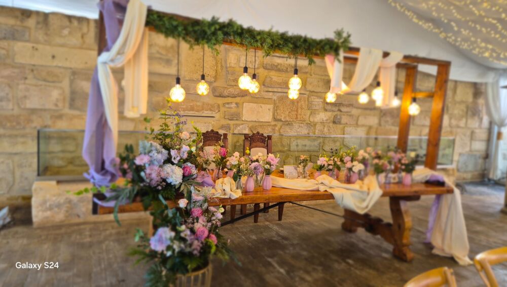 ¿Conoces las tendencias en decoración floral para bodas? En Floristería y Decoración 'La Pérgola' diseñan la decoración completa de tu boda