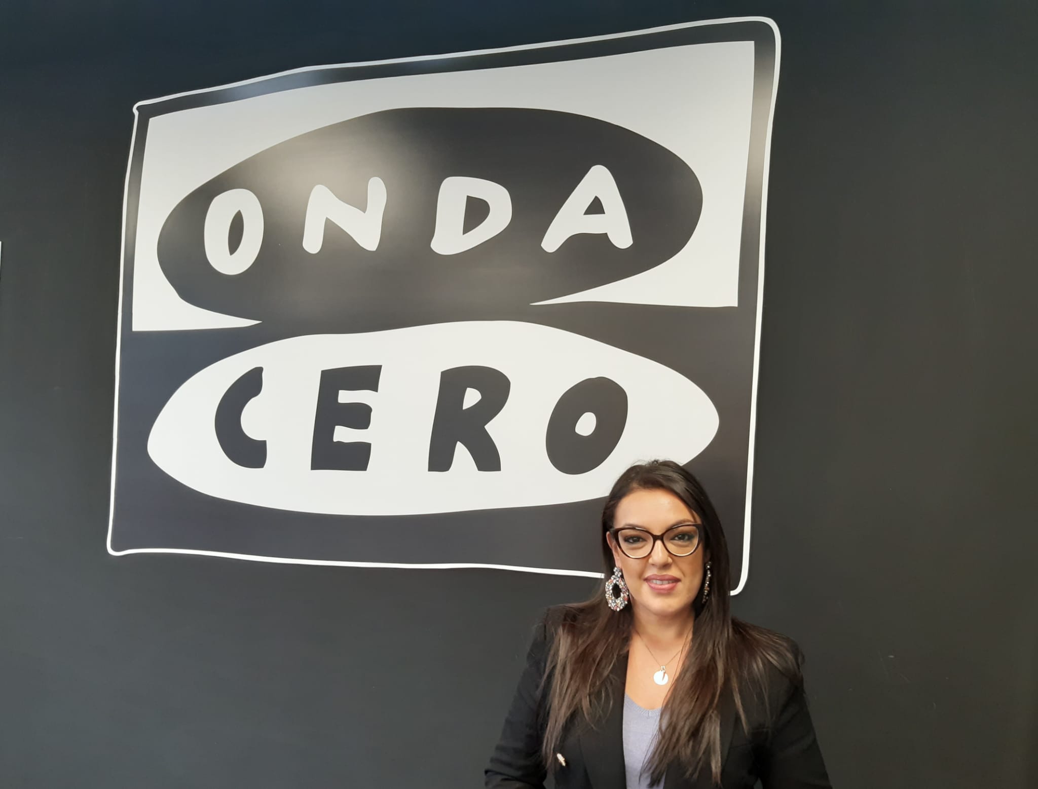 Carolina López (Vox): "venimos a dar un golpe en la mesa, un cambio de 180 grados a las políticas socialistas, no maquillarlas" Carolina López (Vox): "venimos a dar un golpe en la mesa, un cambio de 180 grados a las políticas socialistas, no maquillarlas"