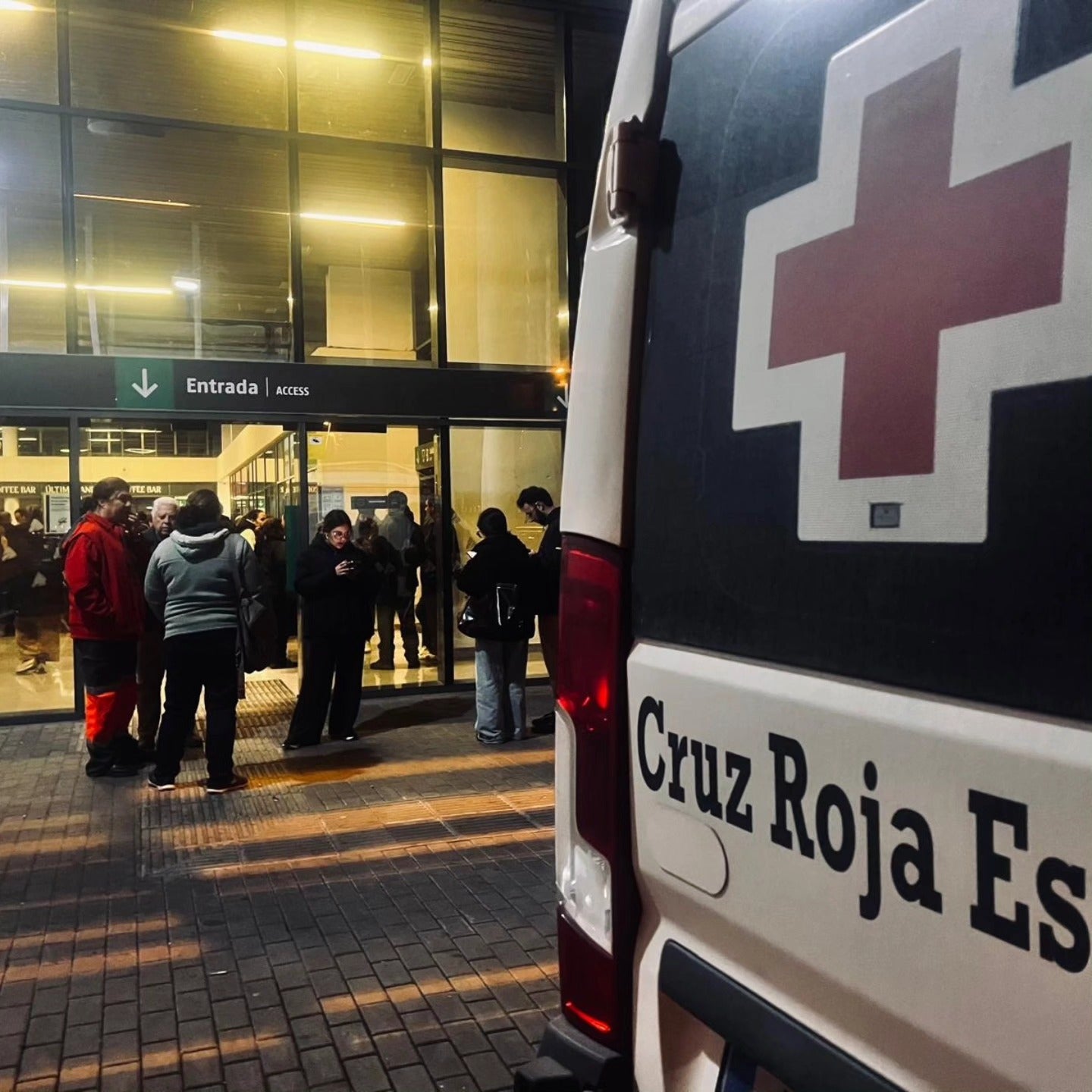 El Equipo de Respuesta Psicosocial de Cruz Roja Almería acude al accidente de Adamuz El Equipo de Respuesta Psicosocial de Cruz Roja Almería acude al accidente de Adamuz