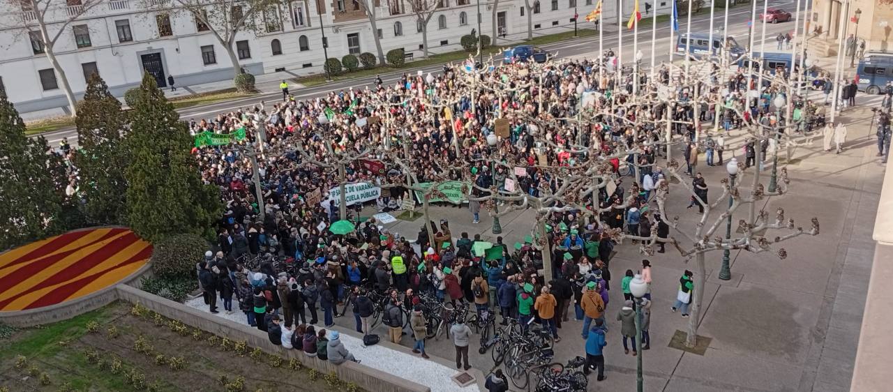El sindicato CGT sale a la calle para defender la escuela pública El sindicato CGT sale a la calle para defender la escuela pública