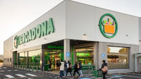 Imagen de archivo de un supermercado Mercadona Imagen de archivo de un supermercado Mercadona