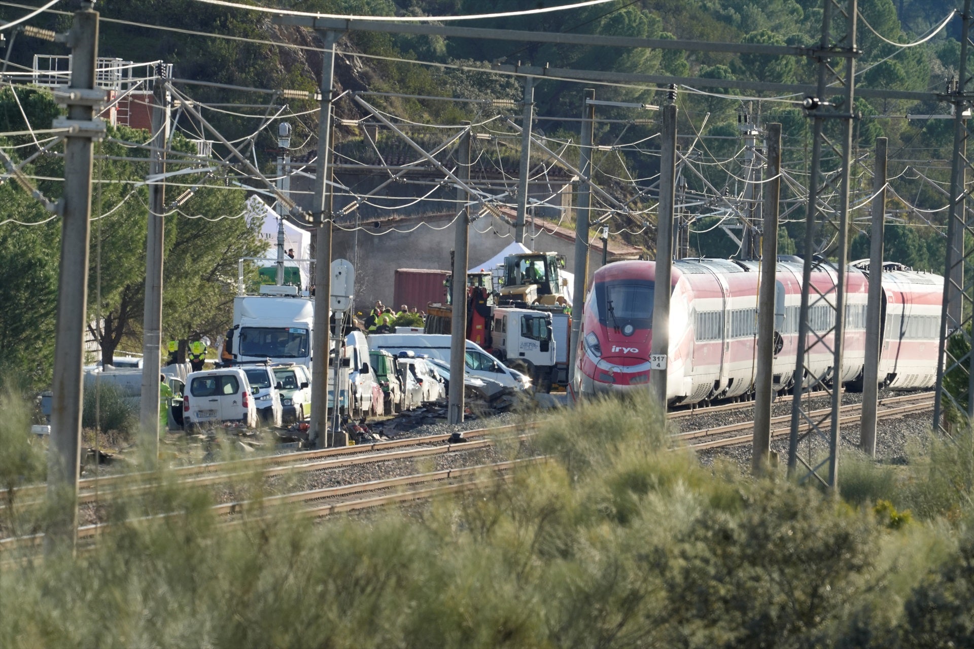 El sindicato de maquinistas señala un "déficit de mantenimiento" en las vías de alta velocidad liberalizadas — Más de uno cover
