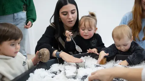 El programa de la Fundación ”la Caixa” ofrece apoyo educativo, social y familiar a menores en situación de vulnerabilidad y mejora sus oportunidades de futuro El programa de la Fundación ”la Caixa” ofrece apoyo educativo, social y familiar a menores en situación de vulnerabilidad y mejora sus oportunidades de futuro