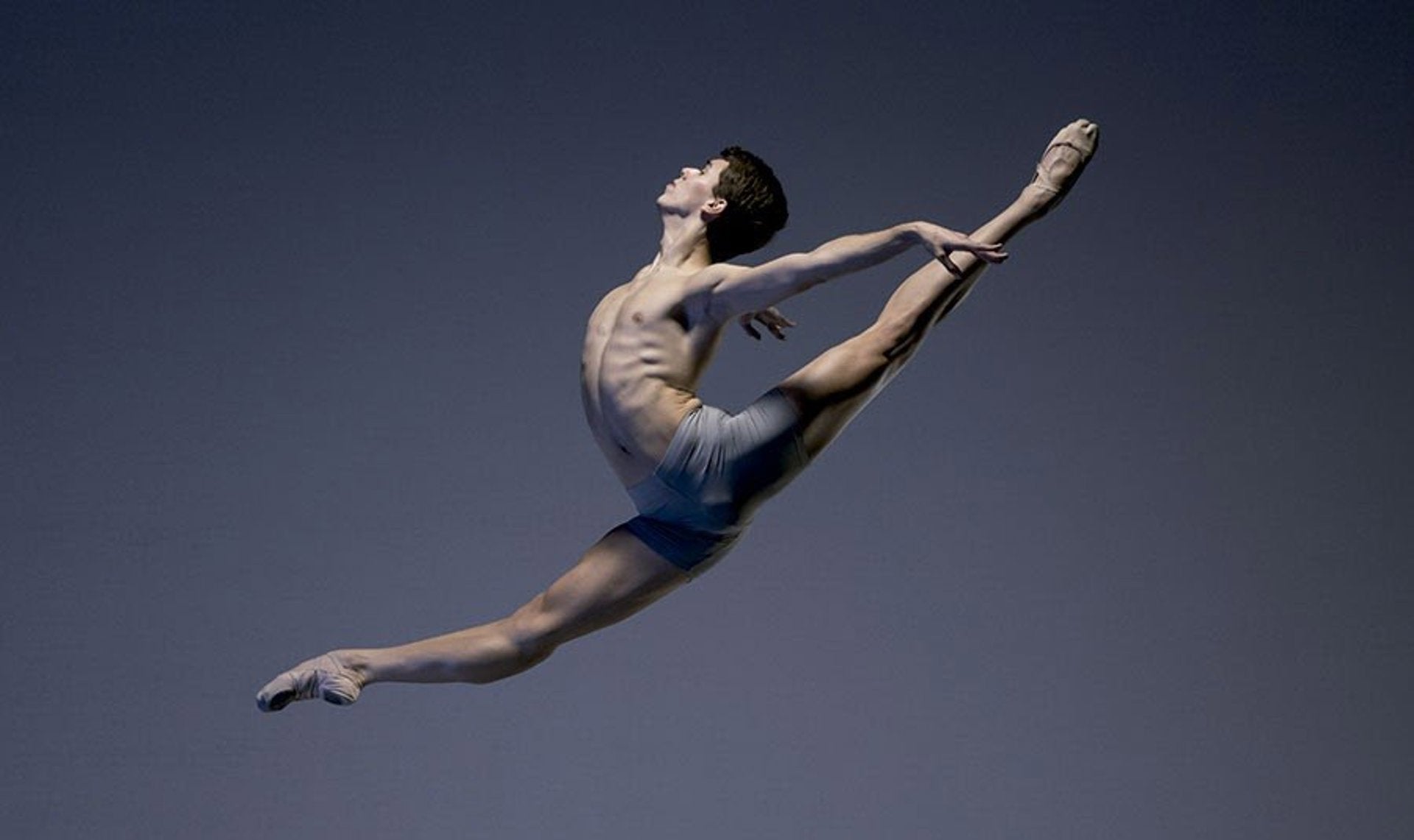 Más de 300 jóvenes bailarines compiten en el II concurso internacional Developpe Dantza Más de 300 jóvenes bailarines compiten en el II concurso internacional Developpe Dantza