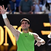 Alcaraz y Davidovich avanzan a tercera ronda en Australia Alcaraz y Davidovich avanzan a tercera ronda en Australia