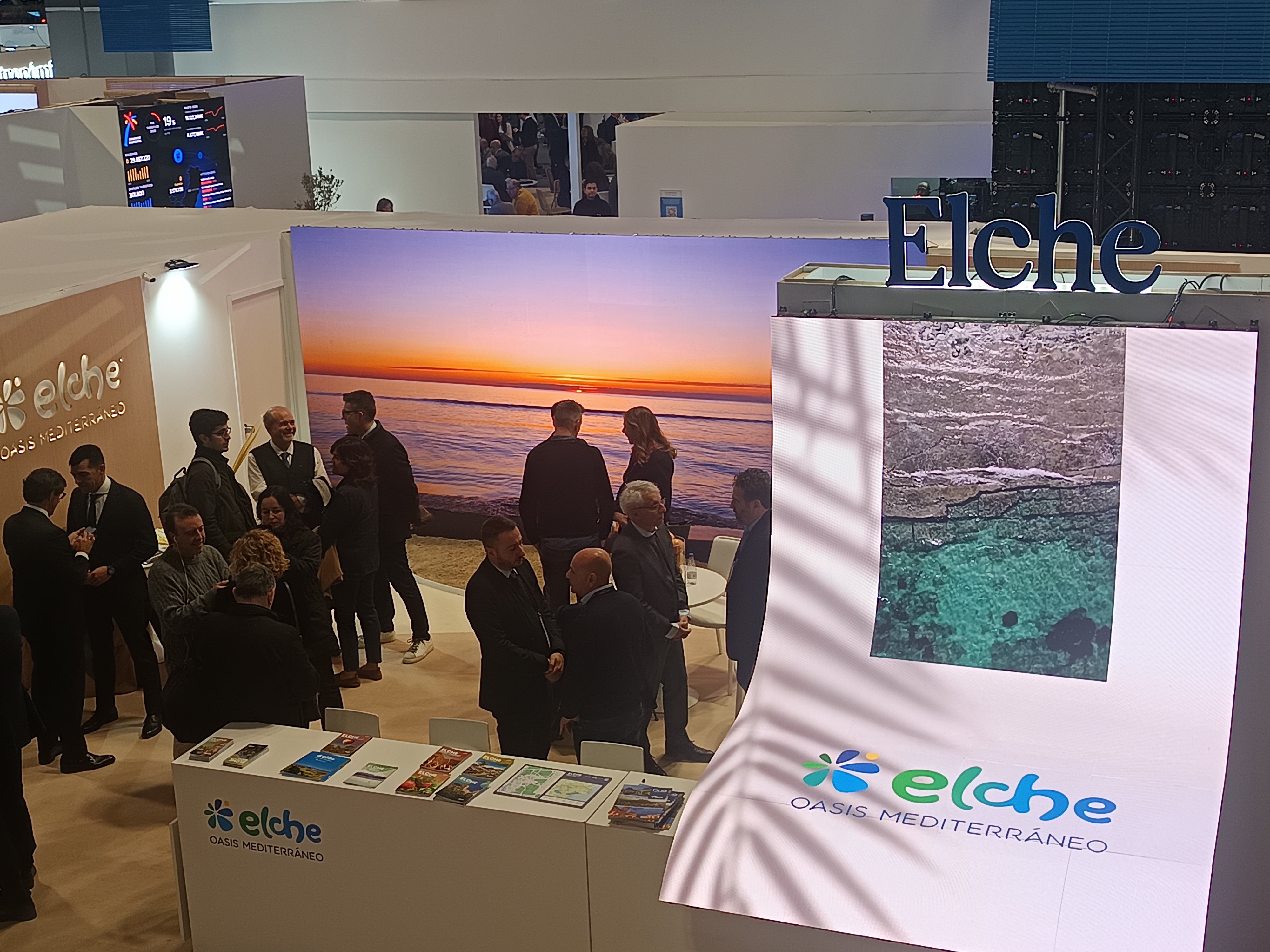 La Capitalidad Mediterránea del Deporte de Elche y el diseño inteligente de itinerarios turísticos en Santa Pola, protagonistas en el primer día de Fitur La Capitalidad Mediterránea del Deporte de Elche y el diseño inteligente de itinerarios turísticos en Santa Pola, protagonistas en el primer día de Fitur