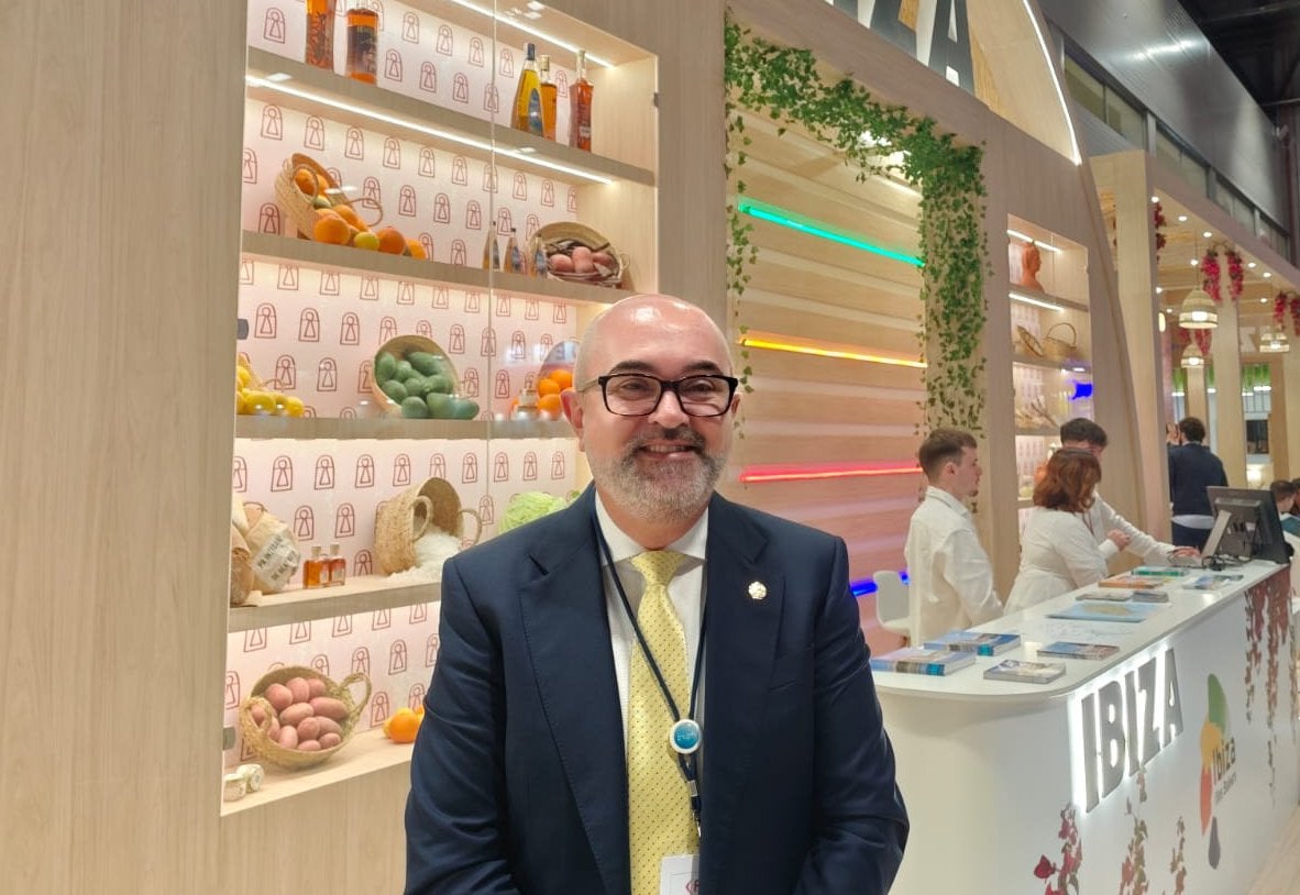 Vicent Roig: “Tenemos que convencer al turista que Sant Josep de sa Talaia es la joya y la perla del Mediterráneo” Vicent Roig: “Tenemos que convencer al turista que Sant Josep de sa Talaia es la joya y la perla del Mediterráneo”