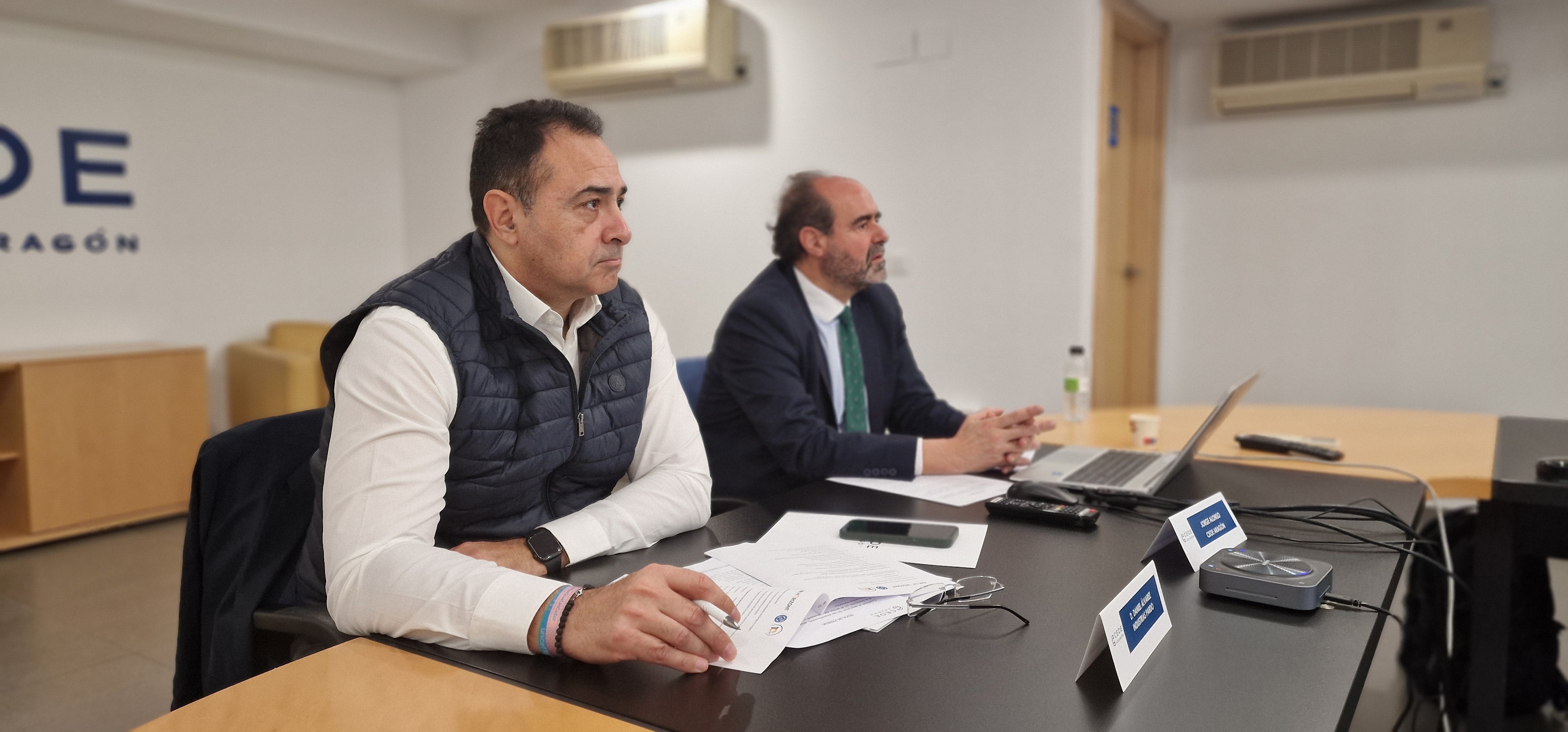 Las exportaciones aragonesas caen un 8% anual por la automoción Las exportaciones aragonesas caen un 8% anual por la automoción