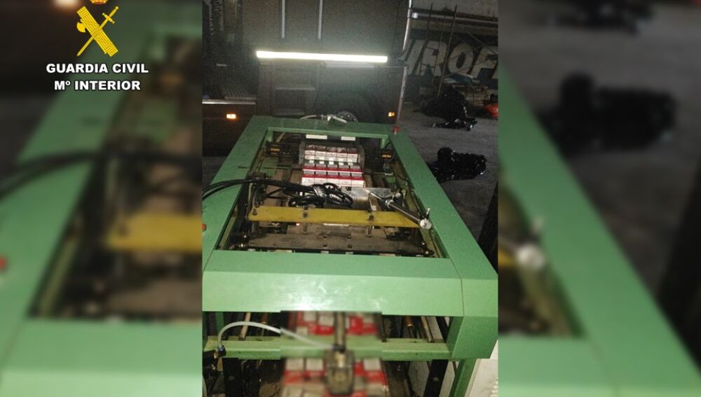 Máquina para envasar el tabaco 