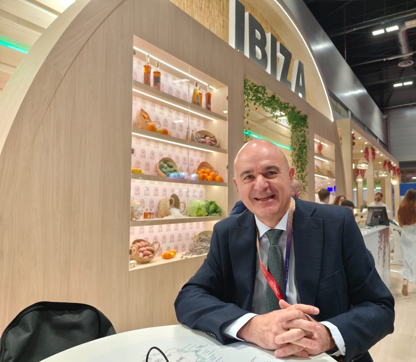 Vicent Marí refuerza en FITUR el compromiso de Ibiza con un turismo sostenible y de calidad Vicent Marí refuerza en FITUR el compromiso de Ibiza con un turismo sostenible y de calidad