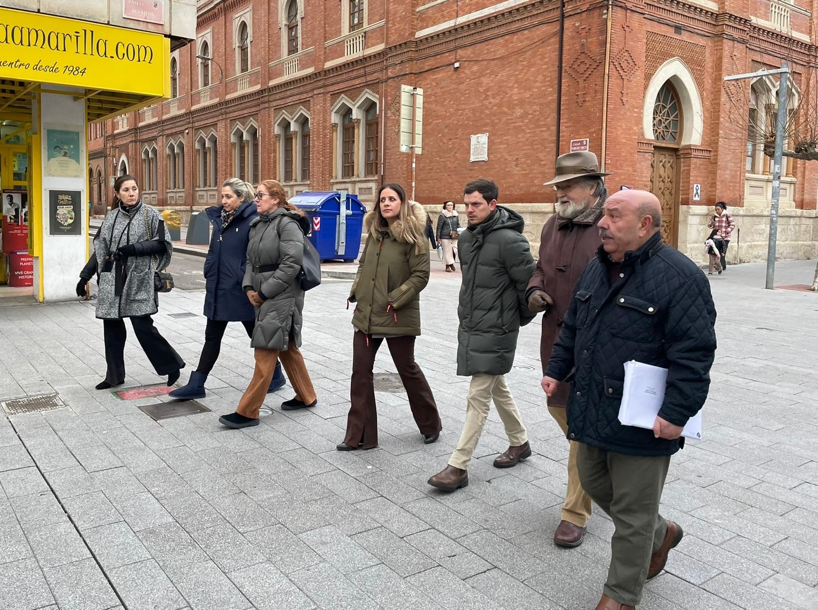 El Grupo Popular visita la zona centro de la mano de los vecinos de La Puebla para tomar nota de sus reivindicaciones El Grupo Popular visita la zona centro de la mano de los vecinos de La Puebla para tomar nota de sus reivindicaciones