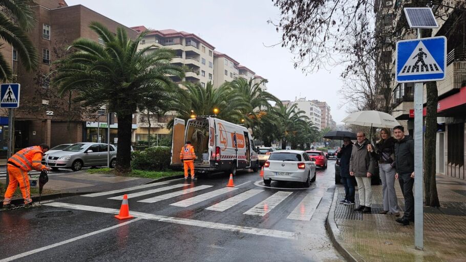 Instalaci&oacute;n de se&ntilde;ales luminosas en pasos de peatones sin sem&aacute;foro