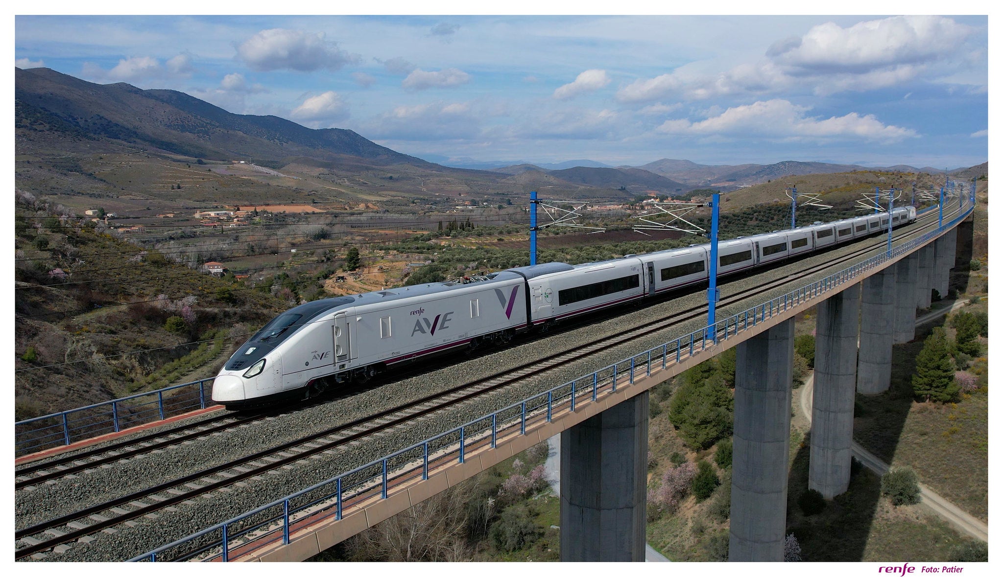 El ADIF vuelve a limitar la velocidad en los trenes Madrid- Zaragoza El ADIF vuelve a limitar la velocidad en los trenes Madrid- Zaragoza
