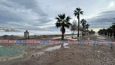 Imagen del temporal Harry a su paso por la costa de Moncofa. Imagen del temporal Harry a su paso por la costa de Moncofa.