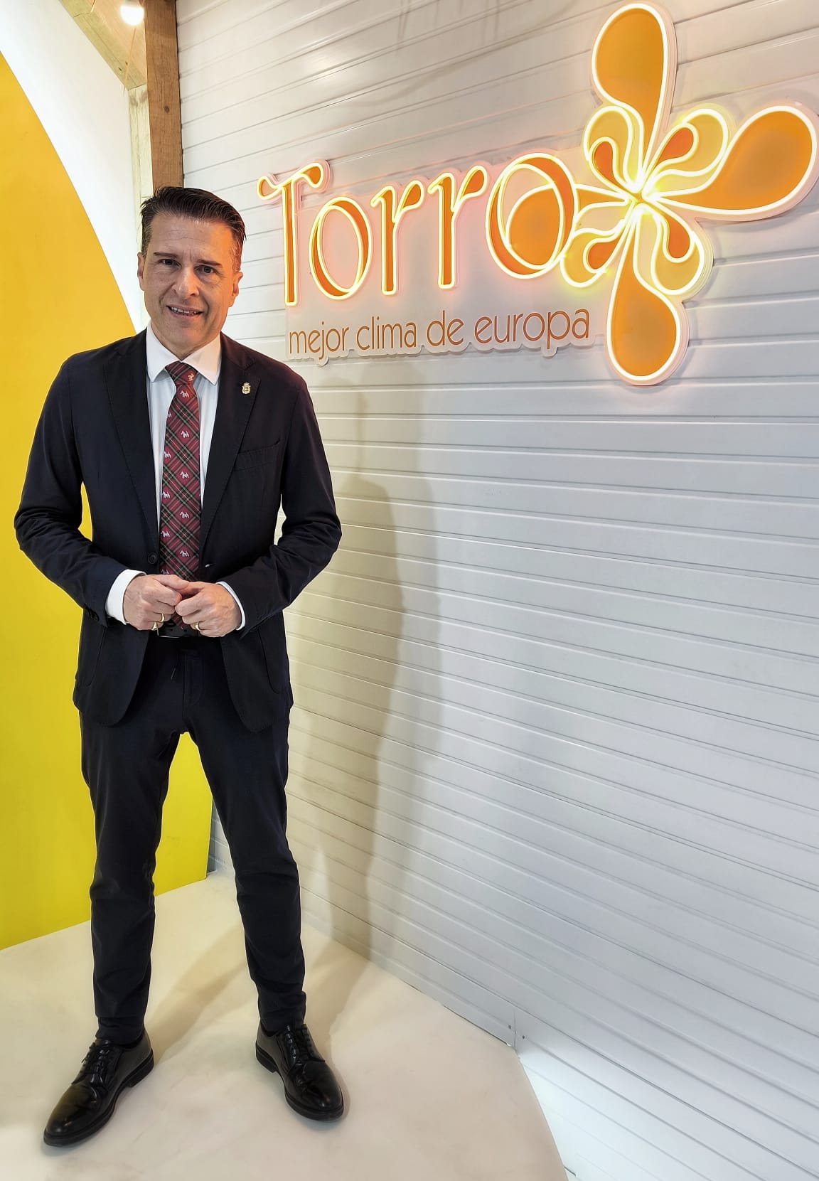 Oscar Medina: "Torrox está viviendo los mejores años de su historia" Oscar Medina: "Torrox está viviendo los mejores años de su historia"
