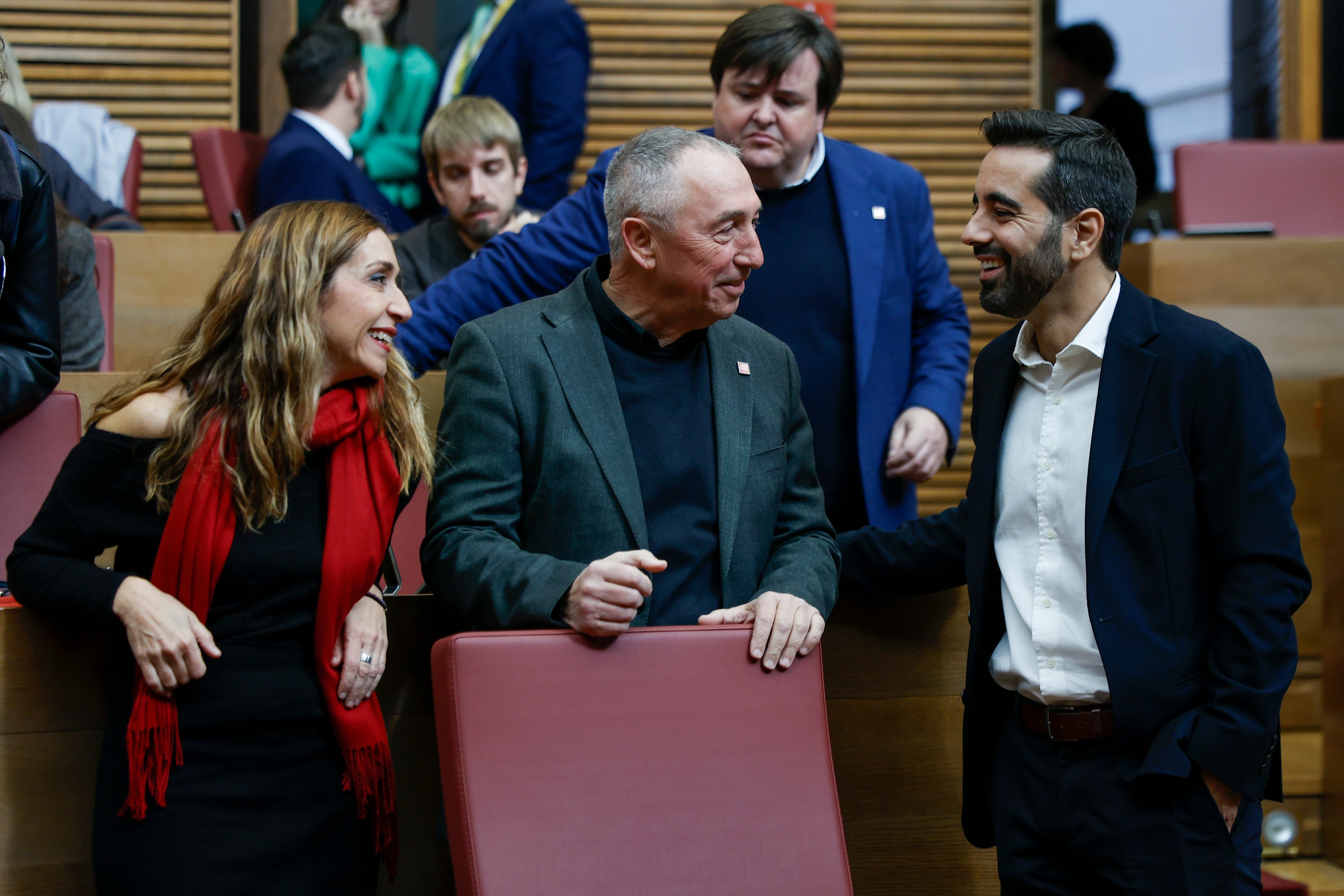 Compromís condiciona reunirse con Pérez Llorca a que Mazón deje de ser diputado del PP Compromís condiciona reunirse con Pérez Llorca a que Mazón deje de ser diputado del PP