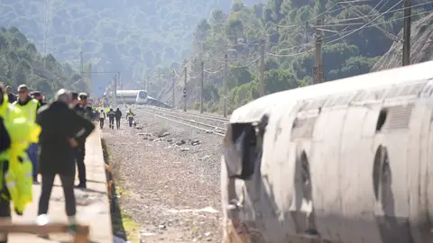 Imagen del accidente entre los trenes Iryo y Alvia en Adamuz Imagen del accidente entre los trenes Iryo y Alvia en Adamuz