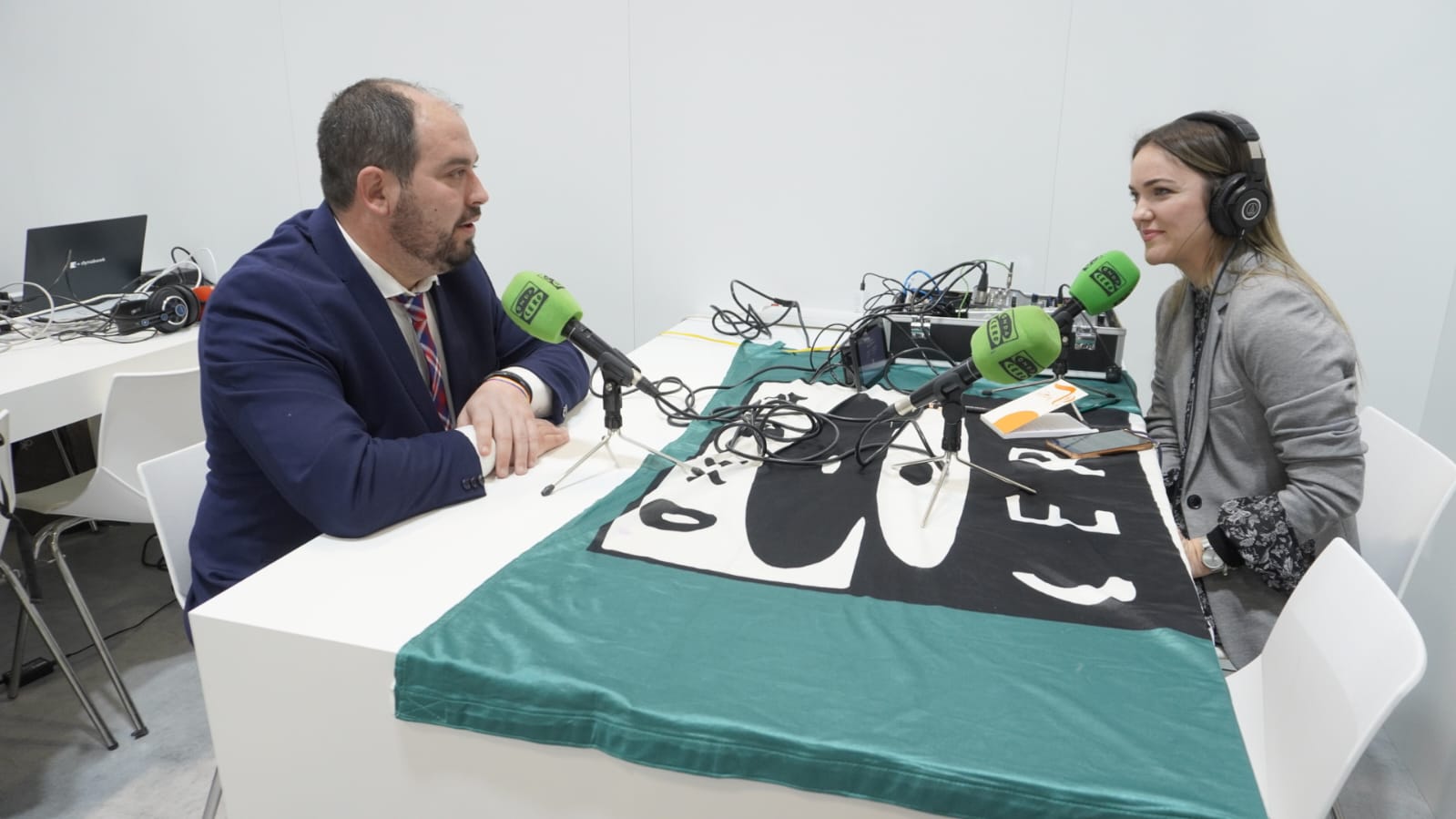 Toledo se acerca en FITUR al municipio murciano de Los Alcázares Toledo se acerca en FITUR al municipio murciano de Los Alcázares