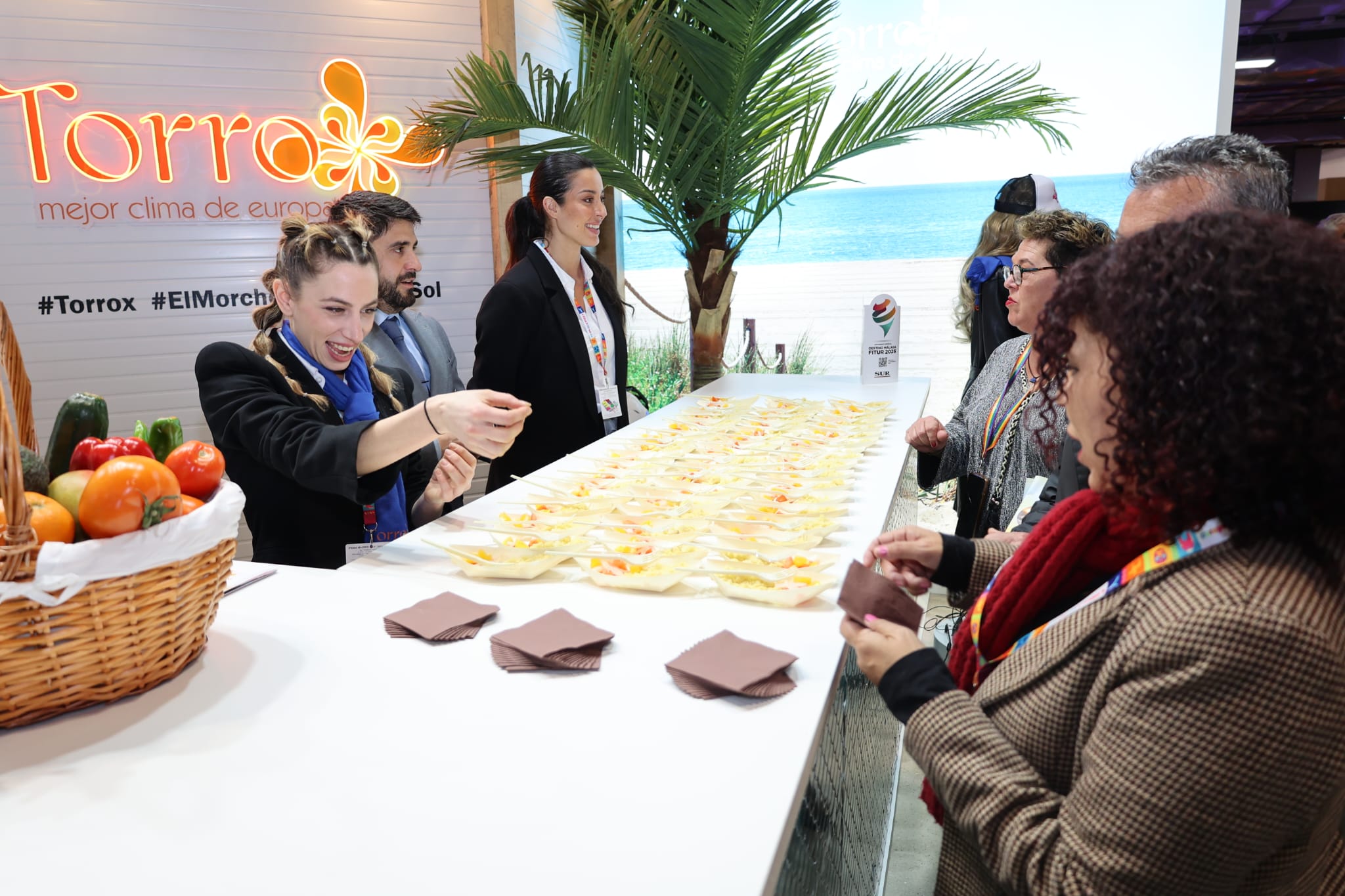 Tradición, tecnologías y desarrollo centran la promoción de Torrox en la segunda jornada de FITUR Tradición, tecnologías y desarrollo centran la promoción de Torrox en la segunda jornada de FITUR