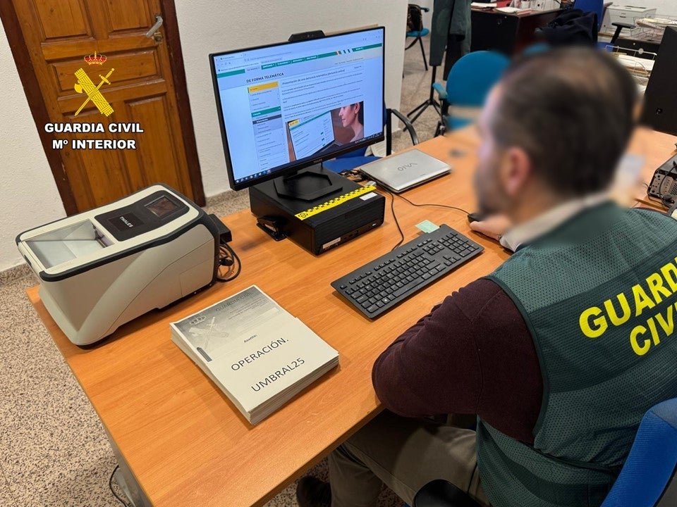 Detenidos cuatro hombres por intento de homicidio en San Vicente del Raspeig Detenidos cuatro hombres por intento de homicidio en San Vicente del Raspeig