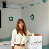 Anda Carmen Mata, alcaldesa de Mijas Anda Carmen Mata, alcaldesa de Mijas