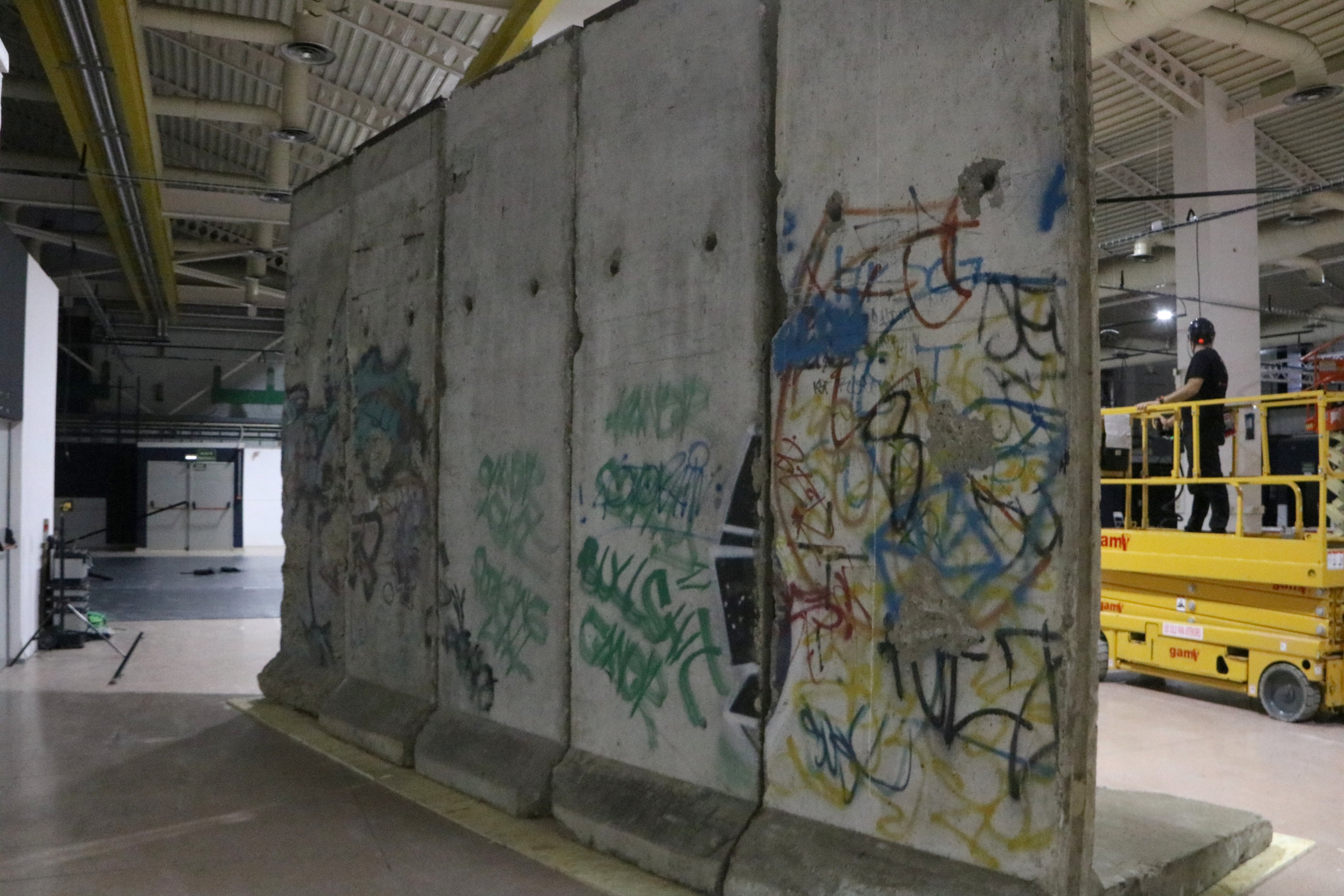 Una exposició única revisa la història del mur de Berlín a través d’objectes originals Una exposició única revisa la història del mur de Berlín a través d’objectes originals