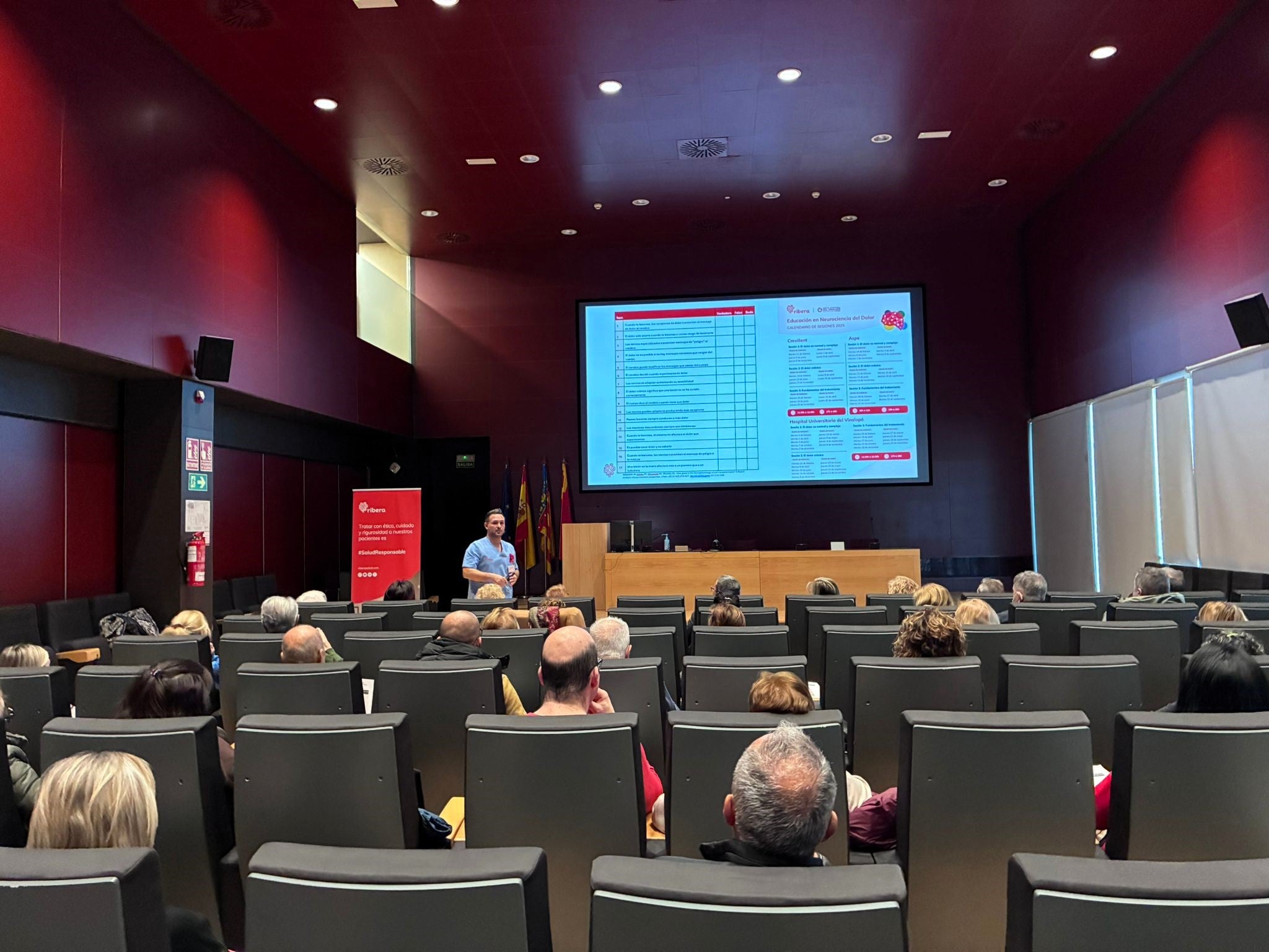 El Hospital Universitario del Vinalopó de Elche pone en marcha un programa de formación para pacientes con dolor crónico El Hospital Universitario del Vinalopó de Elche pone en marcha un programa de formación para pacientes con dolor crónico