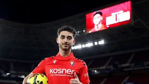 Raúl Moro firma por Osasuna para las próximas cinco temporadas y media Raúl Moro firma por Osasuna para las próximas cinco temporadas y media