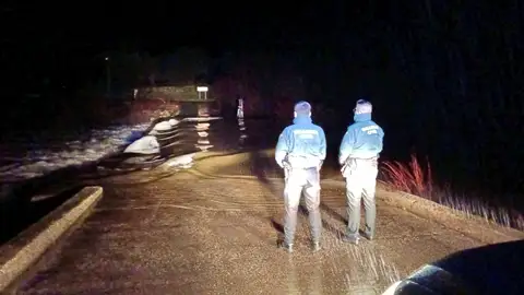 Cerradas al tráfico la CC-146 en Zarza la Mayor y la CC-224, Puerto de Honduras, por inundaciones y acumulación de nieve Cerradas al tráfico la CC-146 en Zarza la Mayor y la CC-224, Puerto de Honduras, por inundaciones y acumulación de nieve