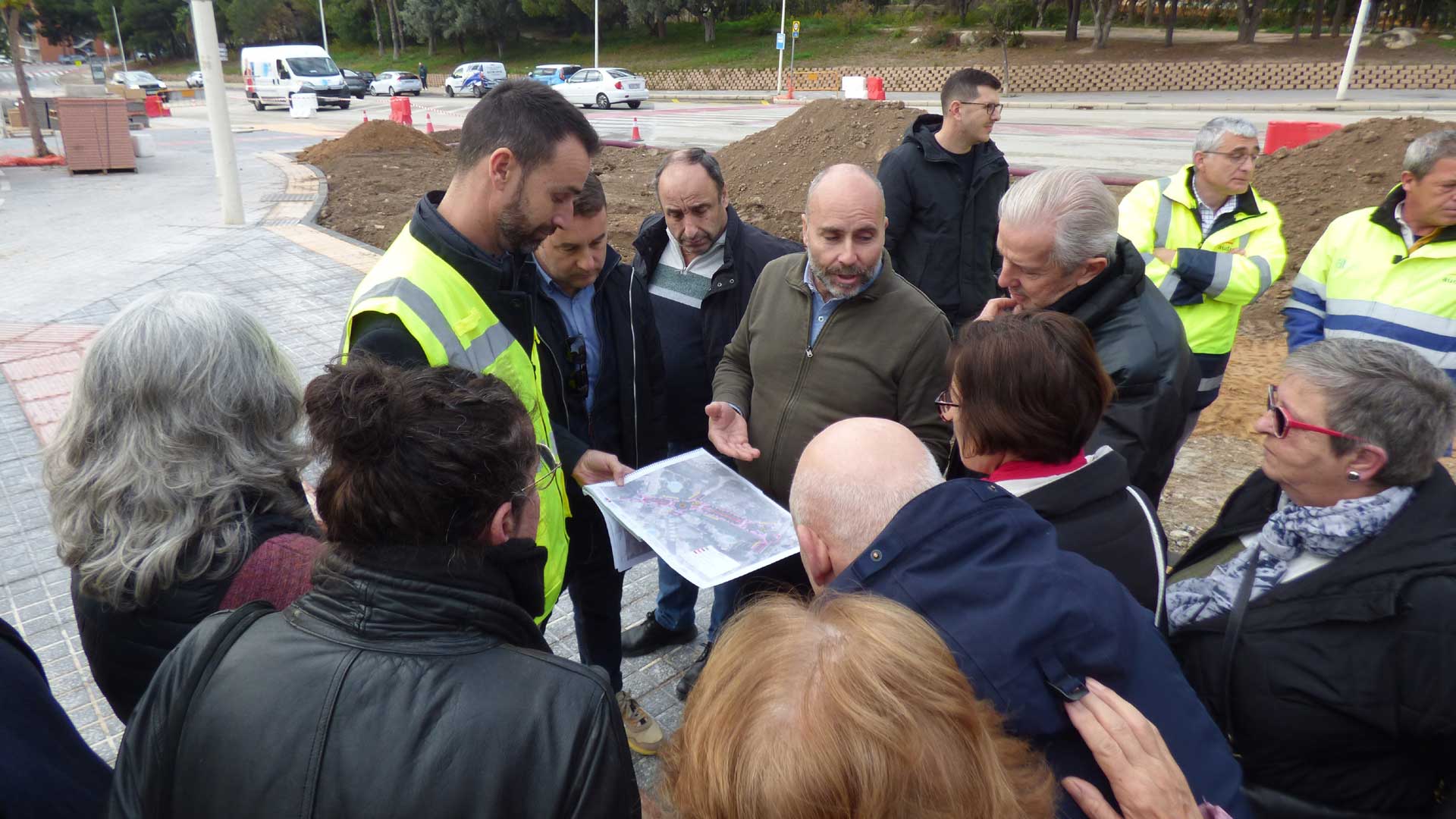El proyecto de las nuevas rotondas en La Cala duplicará las plazas de aparcamiento en la avenida del Murtal de Benidorm El proyecto de las nuevas rotondas en La Cala duplicará las plazas de aparcamiento en la avenida del Murtal de Benidorm