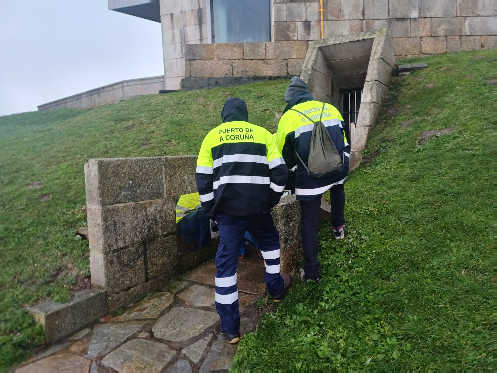 Un rayo deja sin luz la Torre de Hércules durante hora y media Un rayo deja sin luz la Torre de Hércules durante hora y media