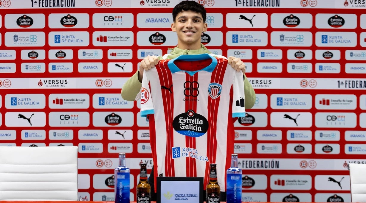 Gabriel Costa llega al CD Lugo después de llevarlo a Europa League en el FIFA: "Lo elegí porque me gustaron los colores" Gabriel Costa llega al CD Lugo después de llevarlo a Europa League en el FIFA: "Lo elegí porque me gustaron los colores"