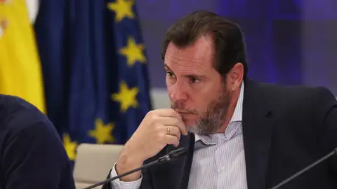 El ministro de Transportes y Movilidad Sostenible, Óscar Puente, durante la rueda de prensa ofrecida el miércoles en Madrid. El ministro de Transportes y Movilidad Sostenible, Óscar Puente, durante la rueda de prensa ofrecida el miércoles en Madrid.