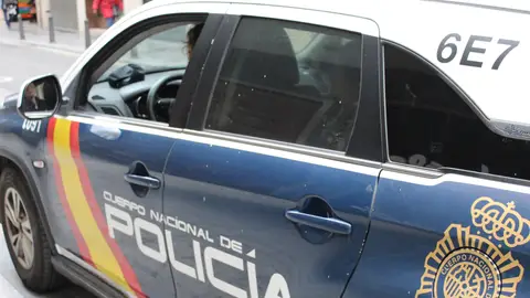 Vehículo de la Policía Nacional Vehículo de la Policía Nacional
