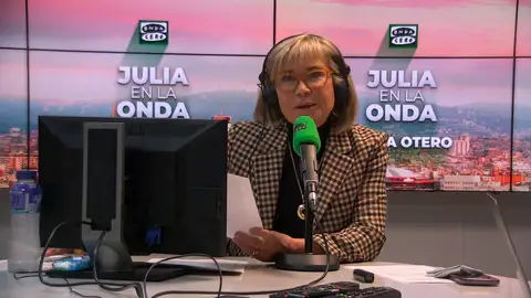 Julia Otero subraya la importancia de "espabilar" ante Trump: "Ayer, su Gestapo asesinó a un enfermero de 37 años" Julia Otero subraya la importancia de "espabilar" ante Trump: "Ayer, su Gestapo asesinó a un enfermero de 37 años"