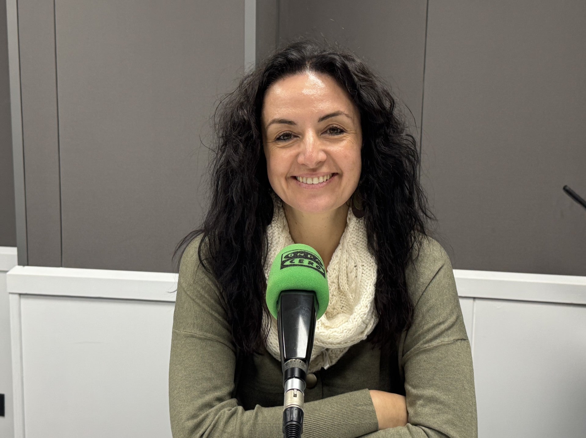 Abengochea lamenta que no haya unidad con Podemos y reivindica a IU–Movimiento Sumar como "fuerza confiable" en Aragón Abengochea lamenta que no haya unidad con Podemos y reivindica a IU–Movimiento Sumar como "fuerza confiable" en Aragón