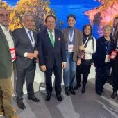 Playas, gastronomía, deporte y cultura protagonizan la promoción de Pilar de la Horadada en FITUR y en la madrileña Plaza de Callao