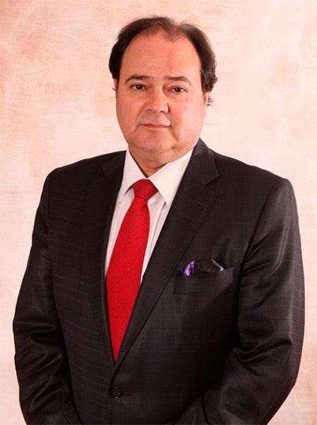 Muere en Elche el abogado y exconcejal del PSOE Antonio Martínez Camacho Muere en Elche el abogado y exconcejal del PSOE Antonio Martínez Camacho