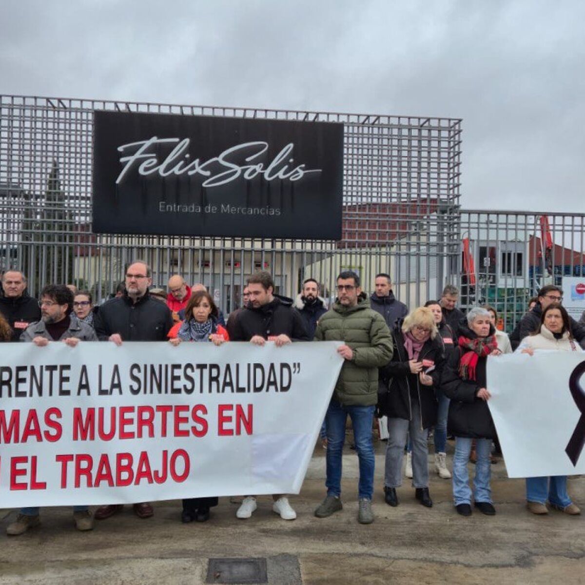 Los sindicatos denuncian fallos de seguridad y prevención en el accidente  de trabajo mortal ocurrido en Valdepeñas | Onda Cero Radio