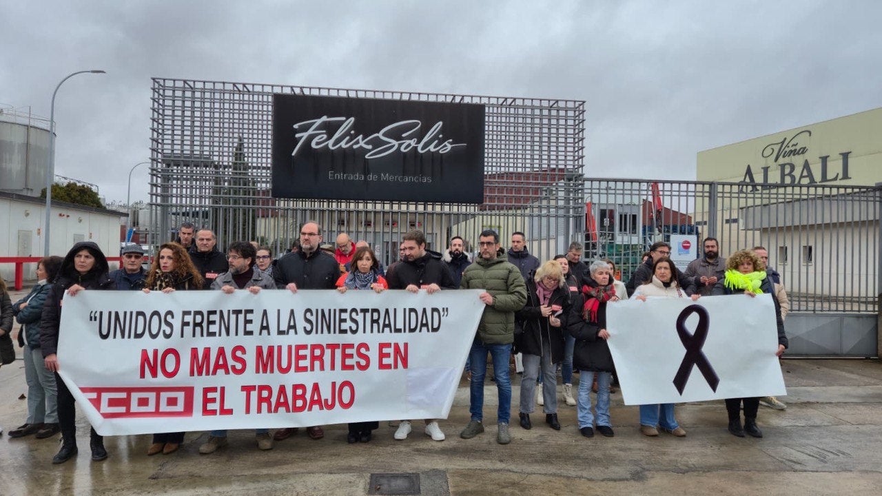 Los sindicatos denuncian la falta de seguridad y prevención laboral en Félix Solís de Valdepeñas Los sindicatos denuncian la falta de seguridad y prevención laboral en Félix Solís de Valdepeñas