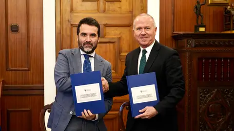 Málaga y Melilla renuevan el protocolo de colaboración para reforzar su alianza en materia turística Málaga y Melilla renuevan el protocolo de colaboración para reforzar su alianza en materia turística